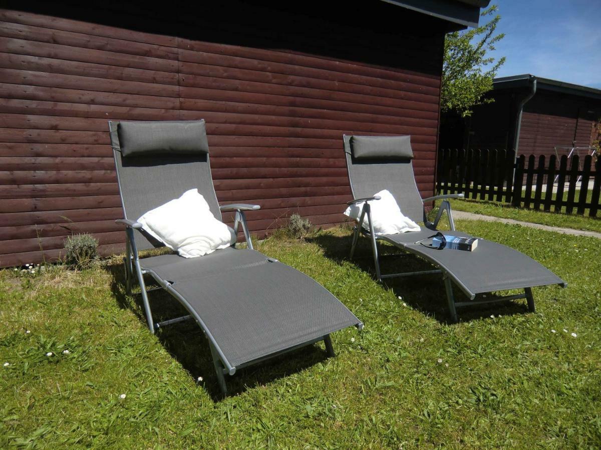 Boeltser Hus Ferienwohnungen Mit Strandkorb Und Kamin 10 Gehminuten Zum Kurtaxefreien Sandstrand Kraksdorf المظهر الخارجي الصورة